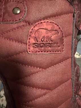 Sorel Quilted Snow Boot – Burgundy Red